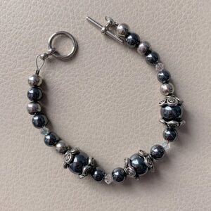 Cute! Hematite & Silver Beaded Bracelet